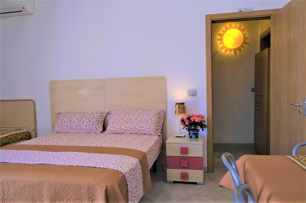 Da Casa Tiziana Hotel Porto Cesareo Exterior foto